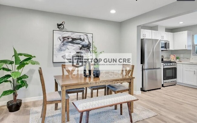 Building Photo - 347 Provo St