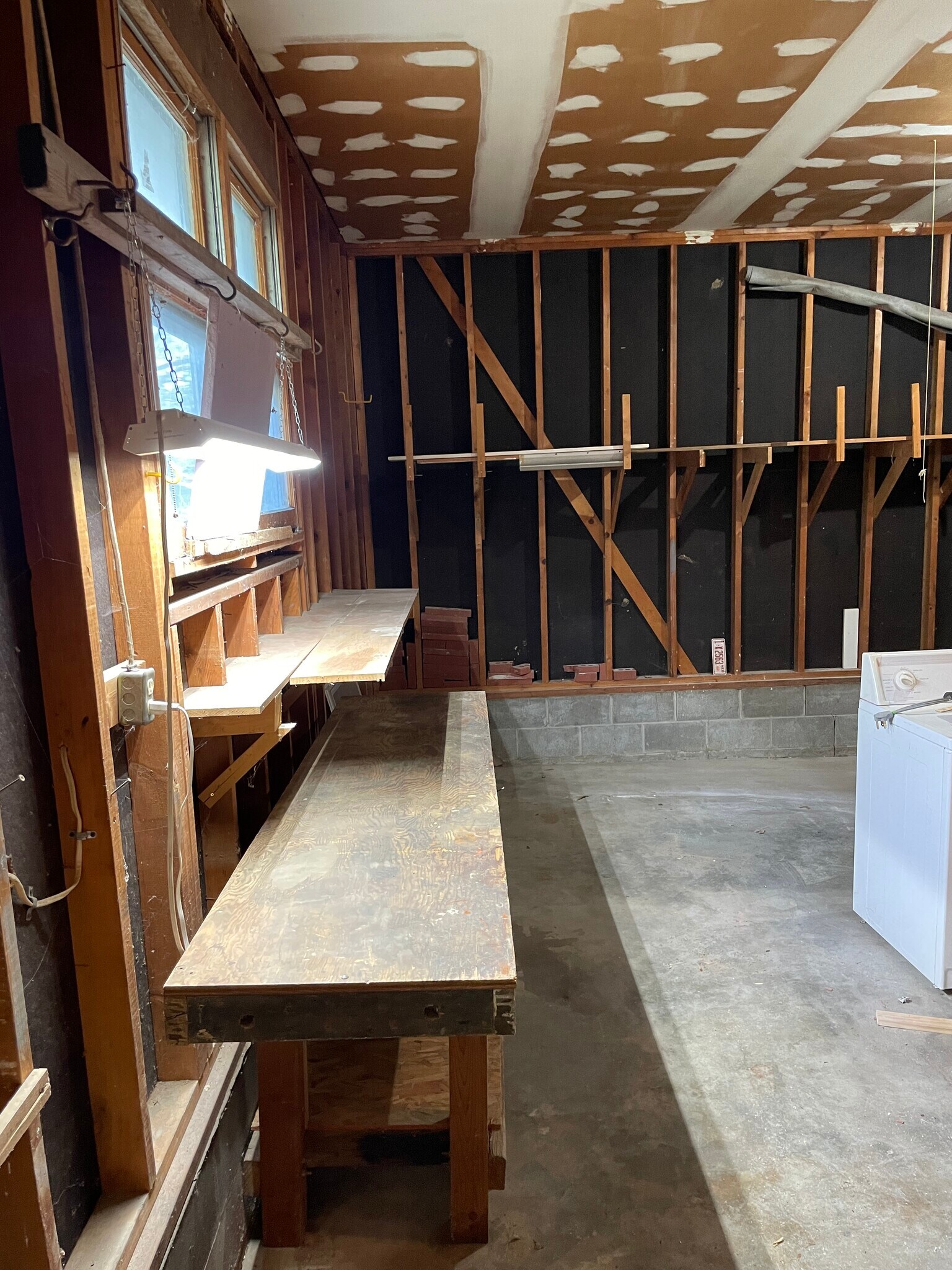 Building Photo - 864 S 45th St