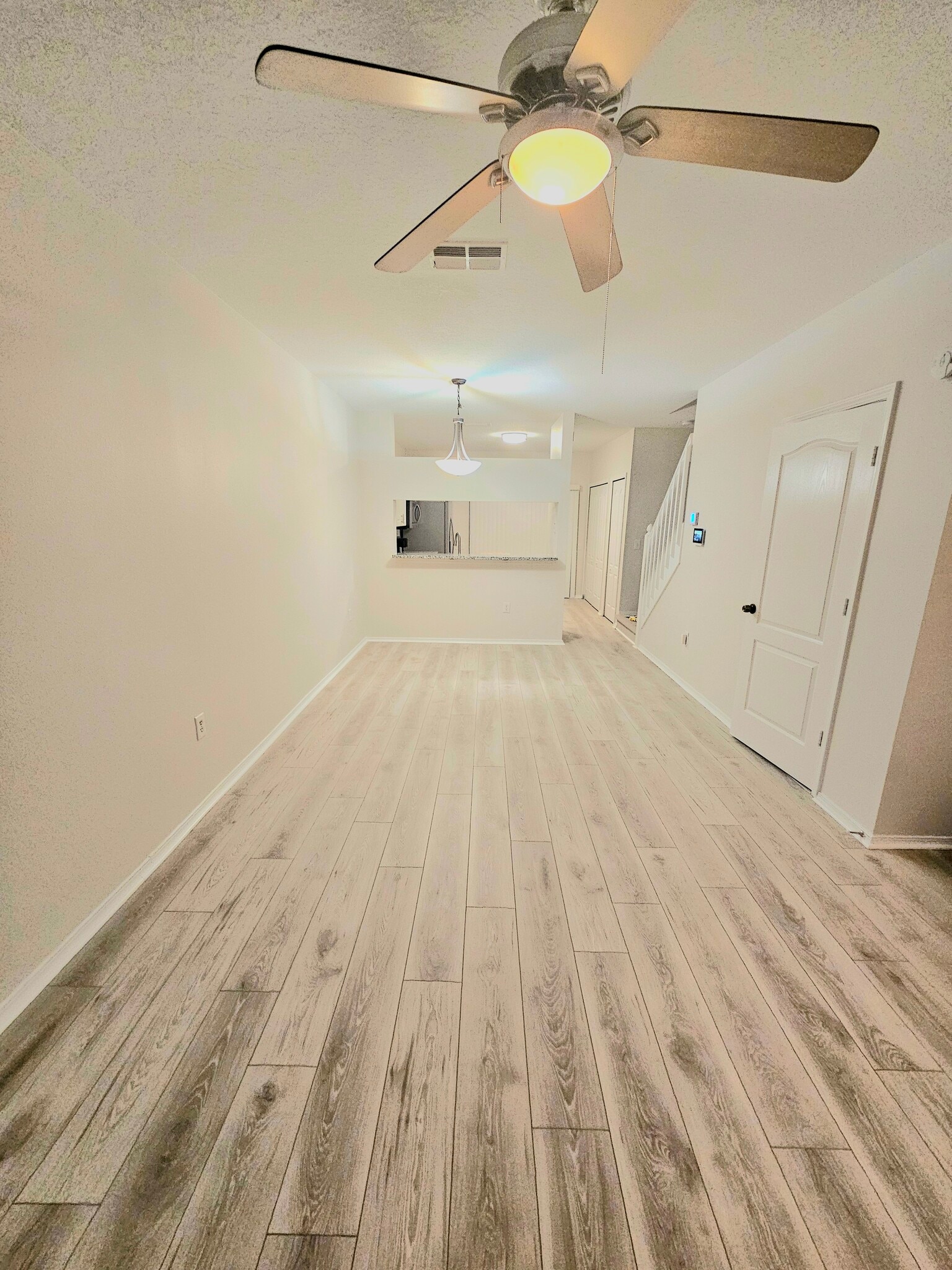 Building Photo - 1204 Kennewick Ct