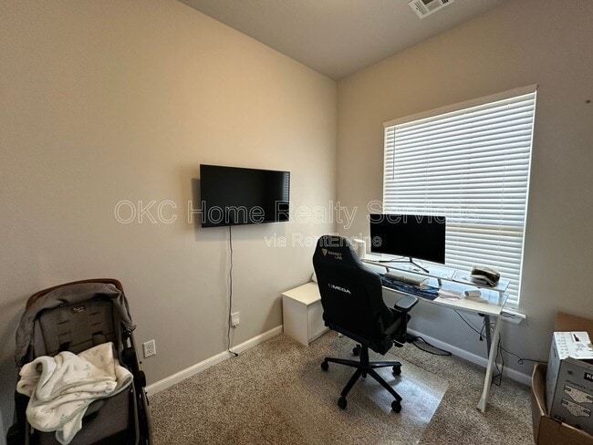 Building Photo - 7724 Windstone Dr