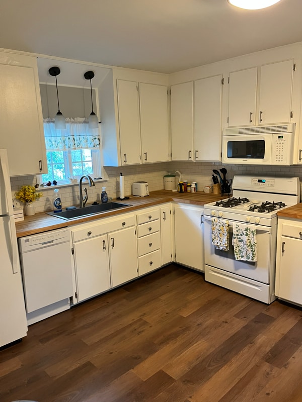 Building Photo - 346 N Pearl St