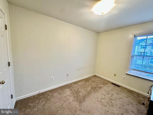 Building Photo - 165 Lexington Ct