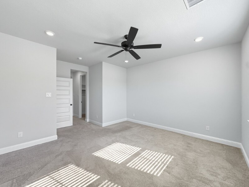 Building Photo - 9525 Thorncrown Ln