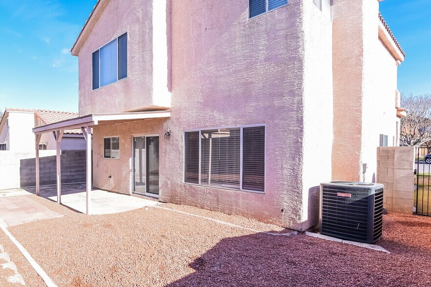 Building Photo - 3413 Adventure Ct
