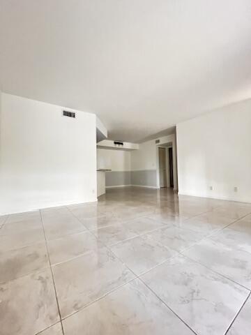 Building Photo - 6520 Chasewood Dr