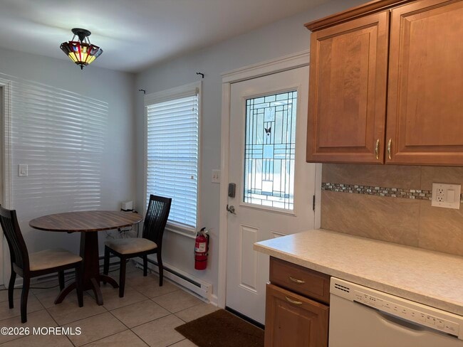 Building Photo - 116B Buckingham Dr