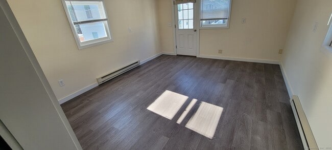 Building Photo - 155 Greenwood Ave