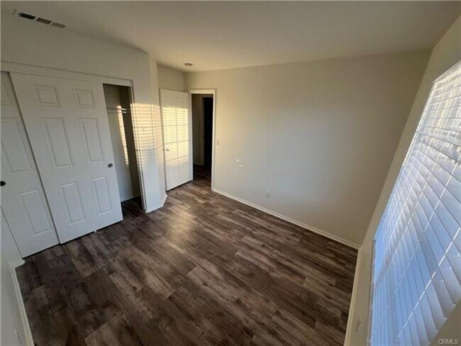 Building Photo - Beautiful Menifee Home Near Menifee Lakes Golf Course!