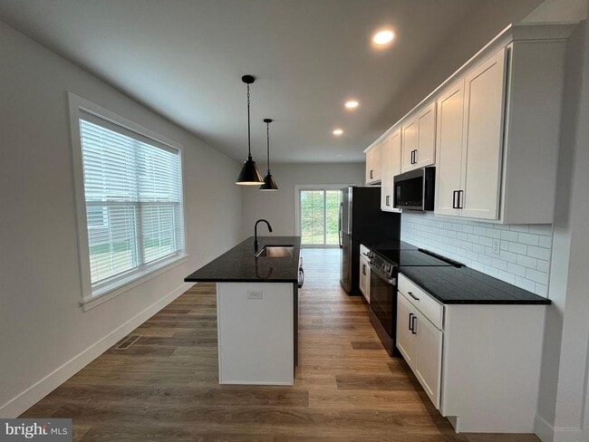 Building Photo - 14 Ringneck Cir