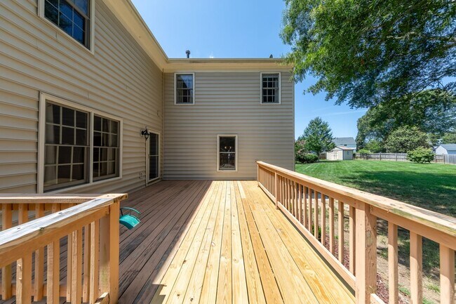 Building Photo - 2204 Palisade Ct