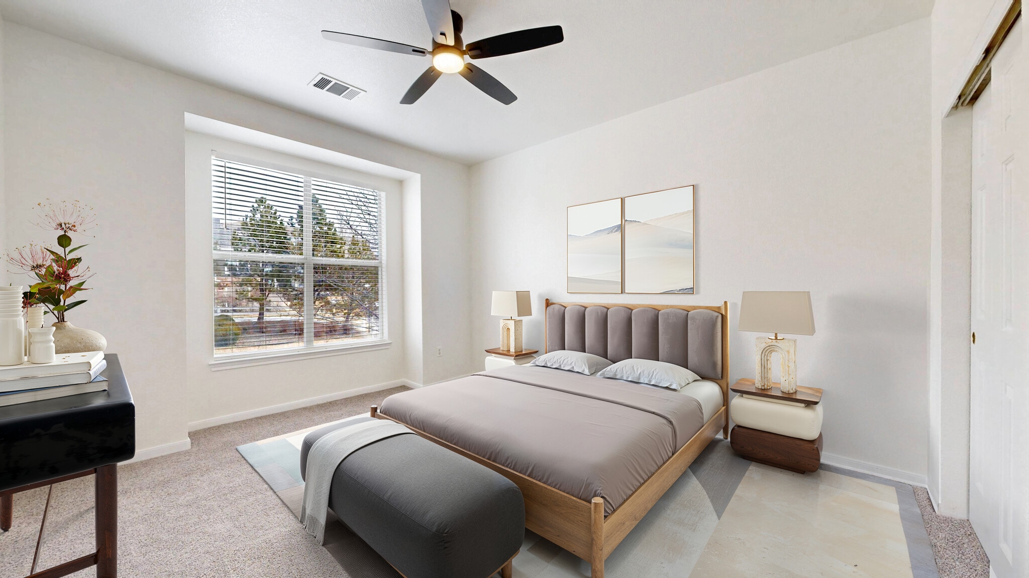 Master Bedroom with walk in closet - 6021 Castlegate Dr W