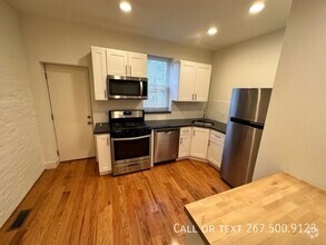 Building Photo - Beautifully  renovated 2BR house with Nice...