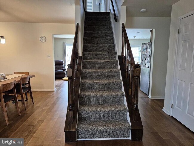 Building Photo - 262 Tulip Tree Ct