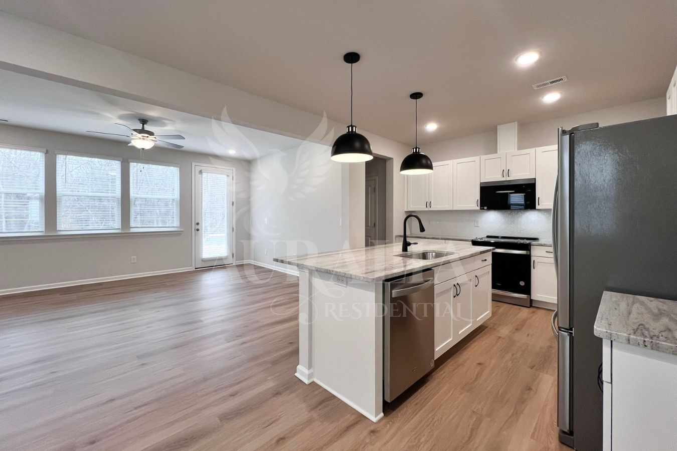 Building Photo - 183 Anise Ln