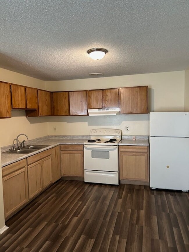 Interior Photo - Lamplighter Apartments