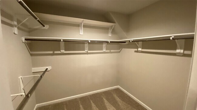 Building Photo - 29506 Breakwater Dr