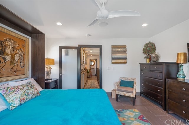 Building Photo - 16341 Hollywood Ln