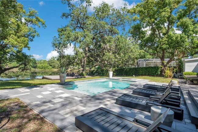 Building Photo - 1041 Tuscany Pl