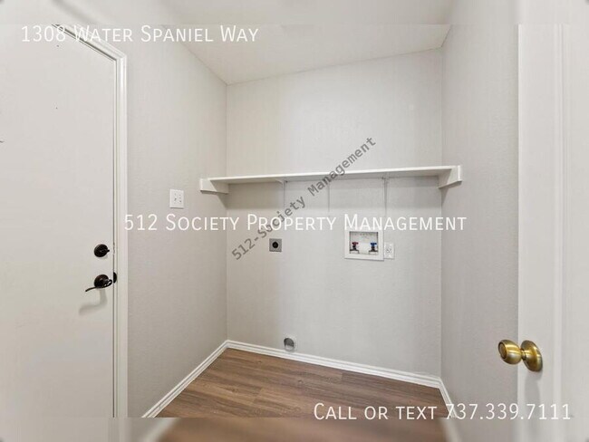 Building Photo - 1308 Water Spaniel Way