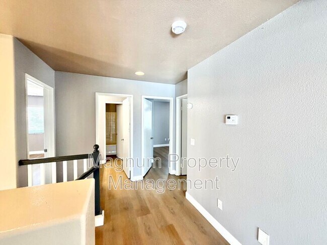 Building Photo - 31579 Via San Carlos