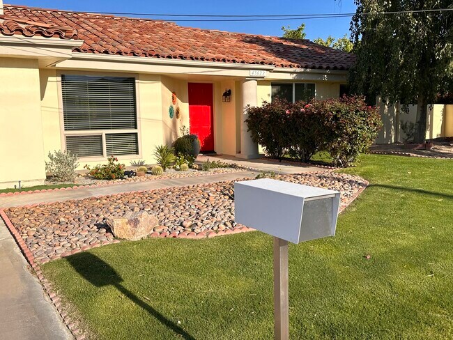 Building Photo - 43622 Warner Trail