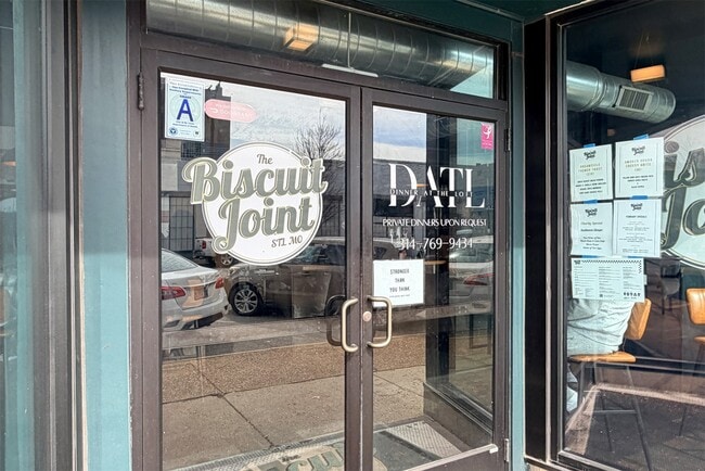 Building Photo - 2647 Locust St