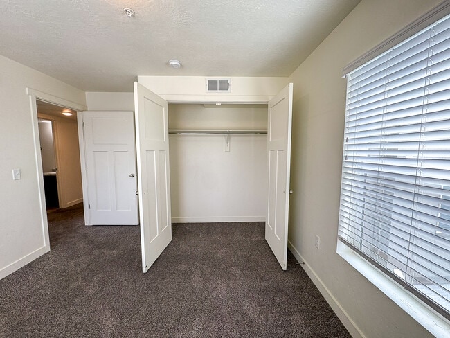 Building Photo - 531 S 850 E