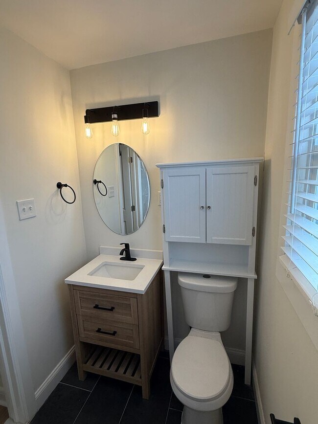 Building Photo - Beautiful 3 Bedroom Single-Family Home in Essex, MD