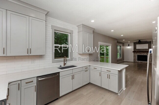 Building Photo - 14440 Briarwood Ln