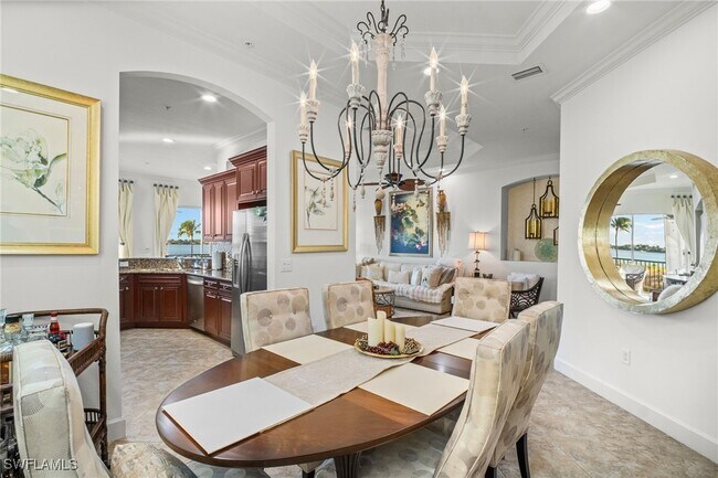 Building Photo - 9064 Siesta Bay Dr