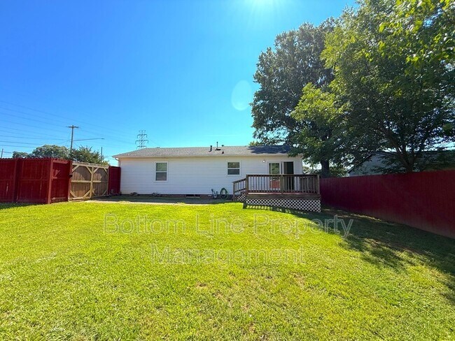 Building Photo - 749 Shannon Bradley Rd