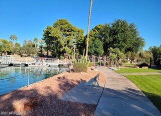Building Photo - 10422 W Meade Dr
