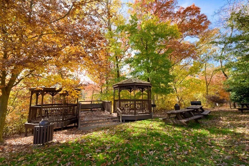 Relaxation & Picnic Area on 35 Acre Campus - 5903 Mount Eagle Dr