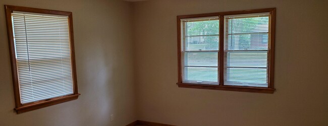 Bedroom 2 - 715 Dutton St