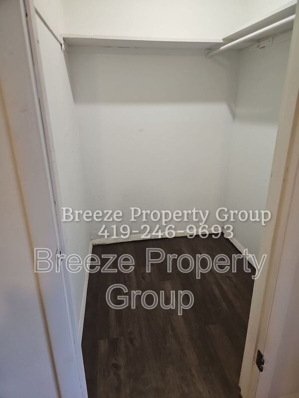 Building Photo - 1205 Moran Ave
