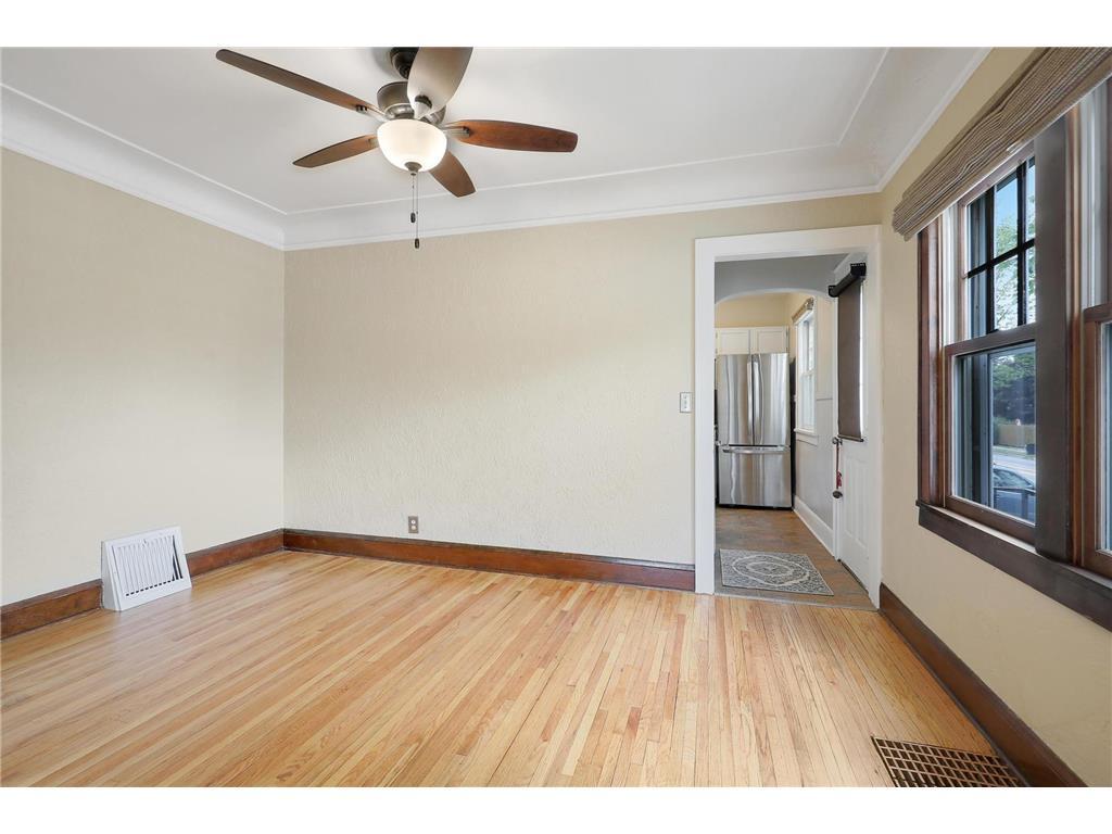 Building Photo - 2125 E 42nd St