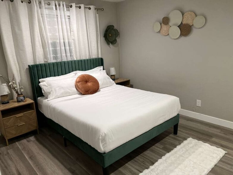 Building Photo - 354 Rexview Dr