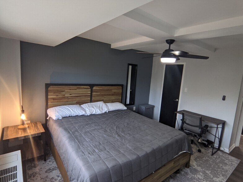 Bedroom - 2500 N Van Dorn St