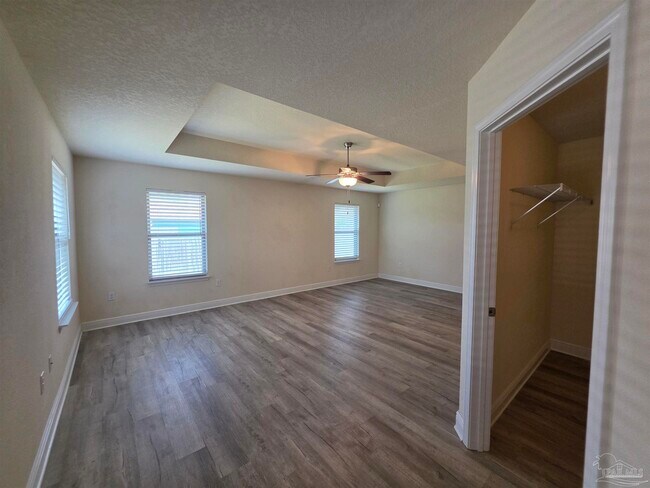 Building Photo - 4411 Fiske St