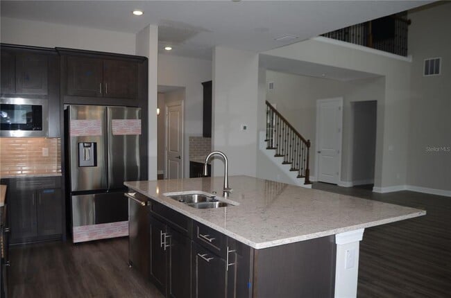 Building Photo - 34109 Tributary Ct