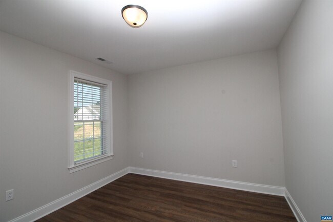 Building Photo - 179 Langley Dr