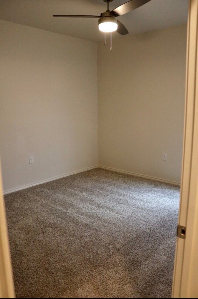 Building Photo - 1824 Corpus Ave