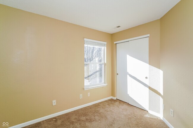 Building Photo - 1235 Porchester Ln