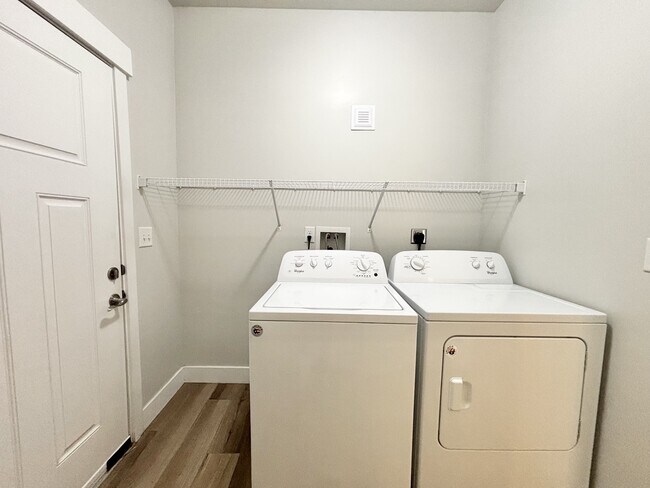 Building Photo - 13084 S Tortola Dr