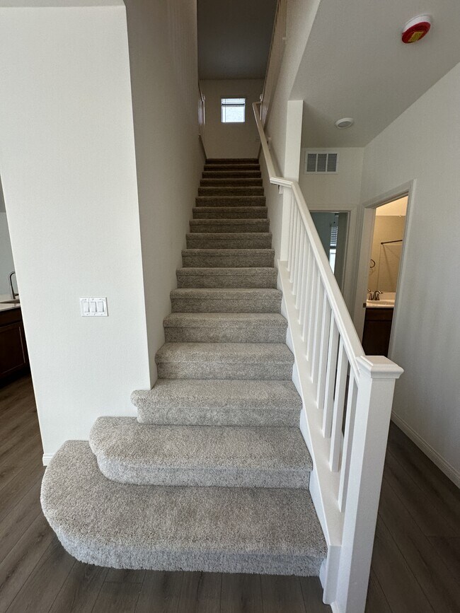 Building Photo - 6574 Tumoulin St