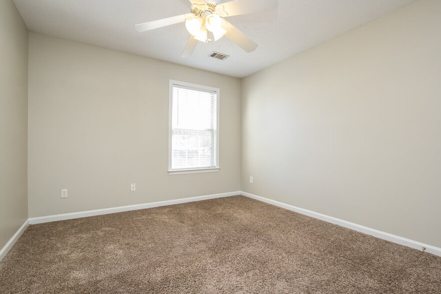 Building Photo - 3038 Donamire Ct NW