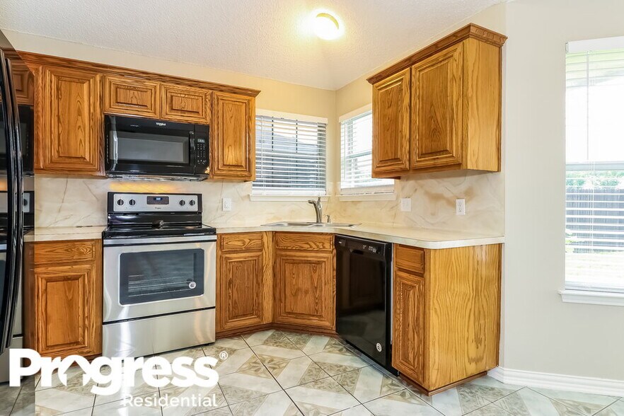 Building Photo - 508 Cambridge Dr