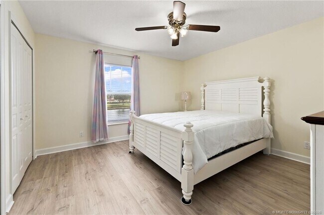 Building Photo - 10627 SW Cam Run