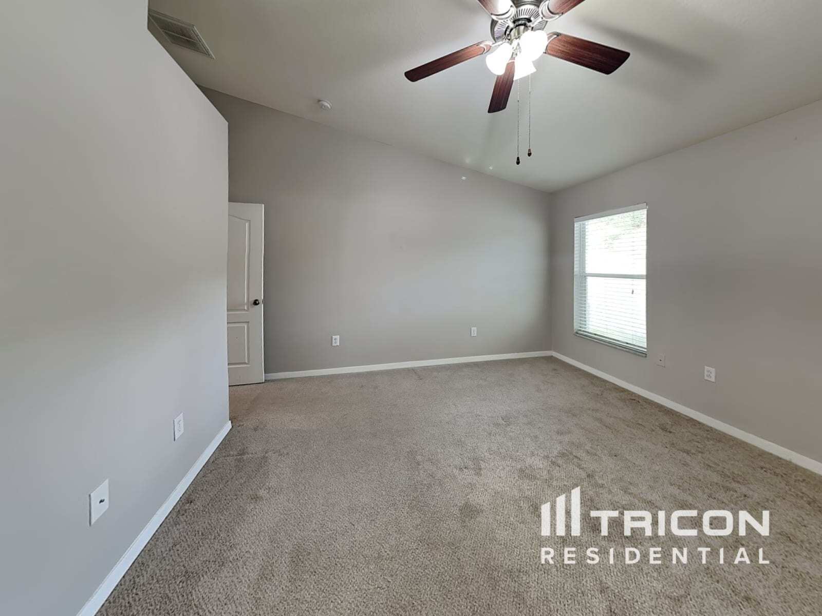 Building Photo - 4220 Mast Ct