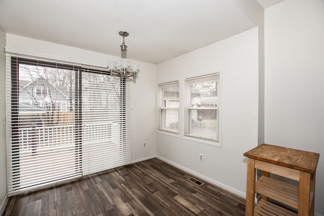 Eating area in Kitchen - 315 9th St